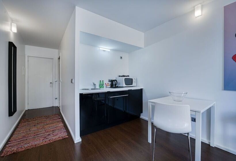 اتاق استاندارد, Fine Arts Studios By Olala Homes