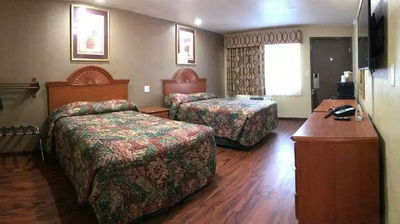 ２ダブルベッドのスタンダードルーム, Gainesville Lodge