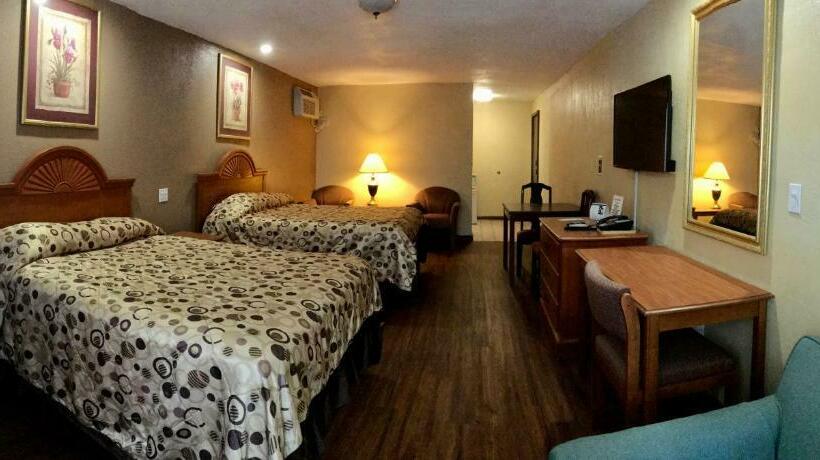 غرفه قياسيه سريرين مزدوجين, Gainesville Lodge