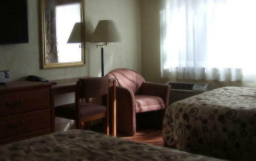 غرفه قياسيه سريرين مزدوجين, Gainesville Lodge