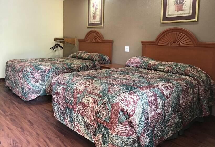 غرفه قياسيه سريرين مزدوجين, Gainesville Lodge