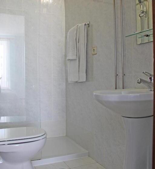 اتاق استاندارد سه نفره, Grande Oceano Guest House