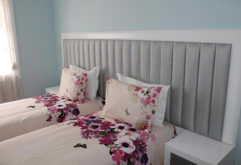 اتاق استاندارد با سرویس بهداشتی مشترک, Grande Oceano Guest House