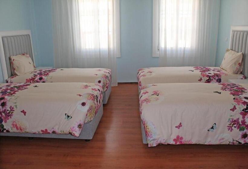 اتاق خانوادگی, Grande Oceano Guest House