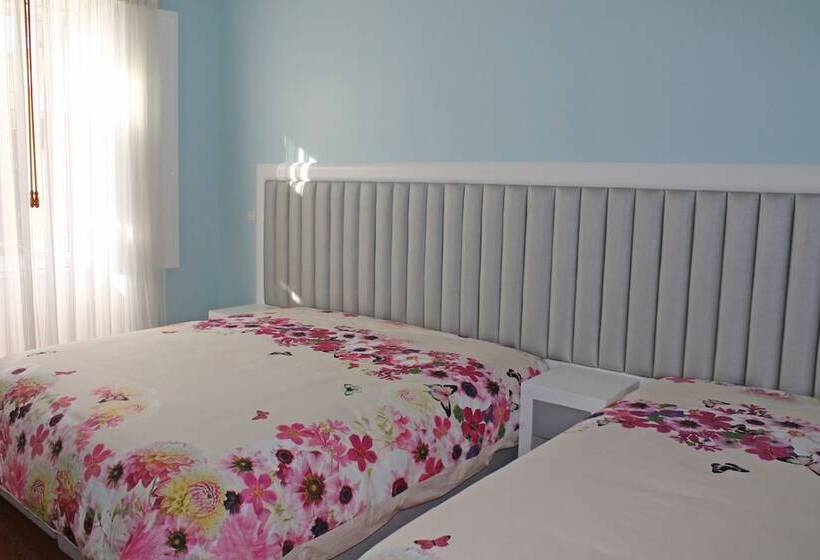 اتاق استاندارد سه نفره, Grande Oceano Guest House