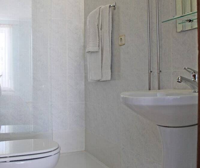 اتاق استاندارد سه نفره, Grande Oceano Guest House