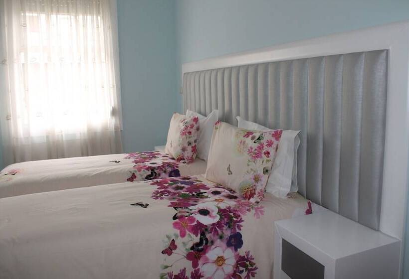 اتاق استاندارد با سرویس بهداشتی مشترک, Grande Oceano Guest House