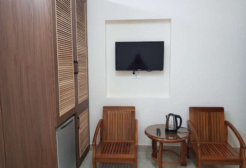 اتاق استاندارد, Hong Vinh