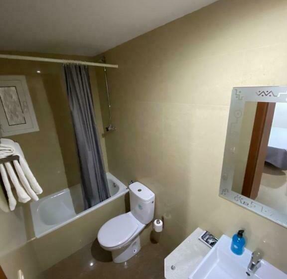 Номер Стандарт, Hostal Drassanes