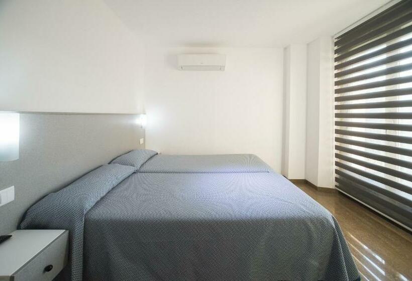 Номер Стандарт, Hostal Drassanes