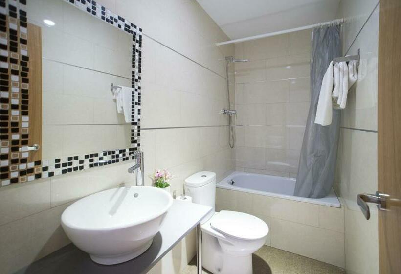 Номер Стандарт, Hostal Drassanes