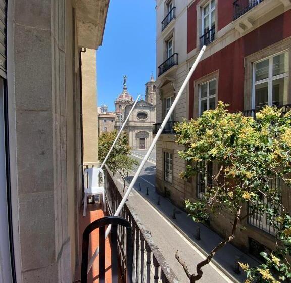 Номер Стандарт, Hostal Drassanes