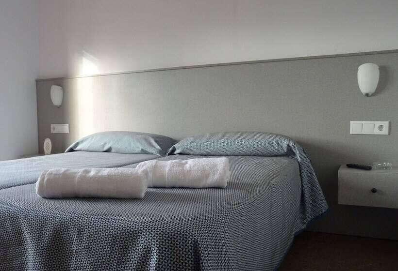 Номер Стандарт, Hostal Drassanes