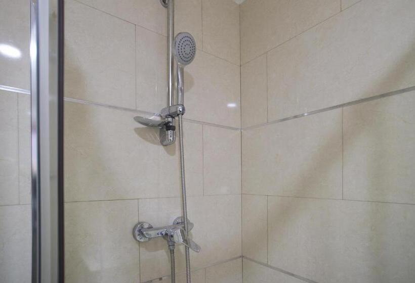 Номер Стандарт Индивидуальный, Hostal Drassanes