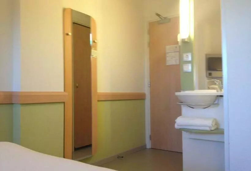 Standard-huone Kerrossängyt, Ibis Budget Sevilla Aeropuerto