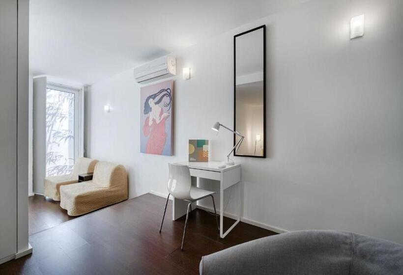 استودیوی استاندارد, Fine Arts Studios By Olala Homes