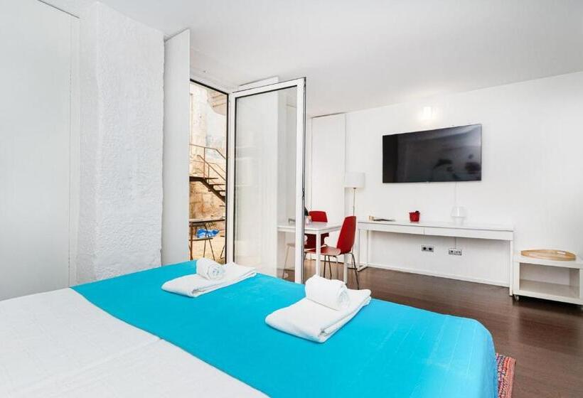 اتاق استاندارد, Fine Arts Studios By Olala Homes