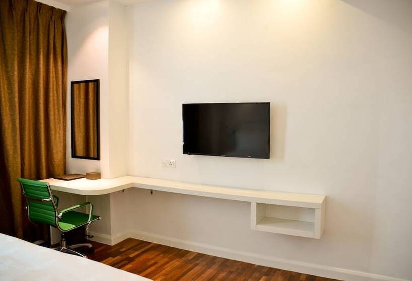 デラックスルーム, Pine Garden