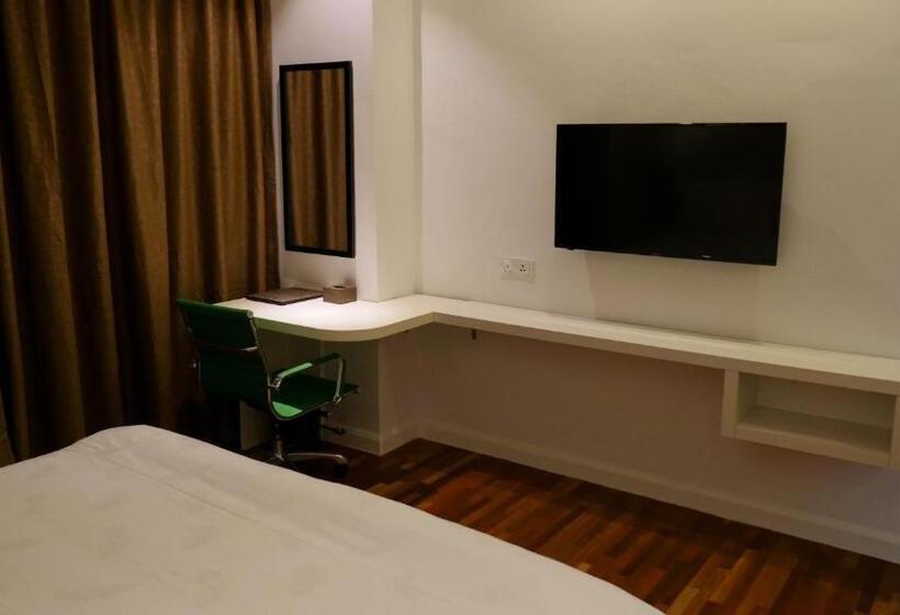 キングサイズベッドのデラックスルーム, Pine Garden