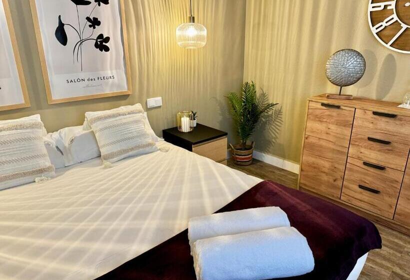 Номер Superior Кровать Кинг, Tak Boutique Old Town