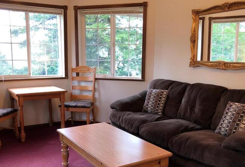 חדר דלוקס עם מיטת קינג, The Landmark Inn