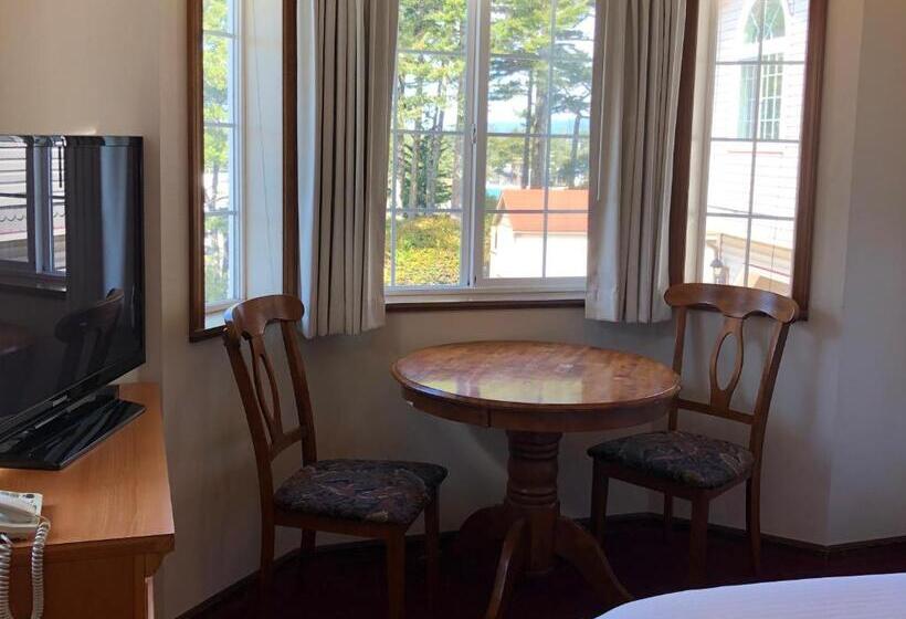 标准间, The Landmark Inn