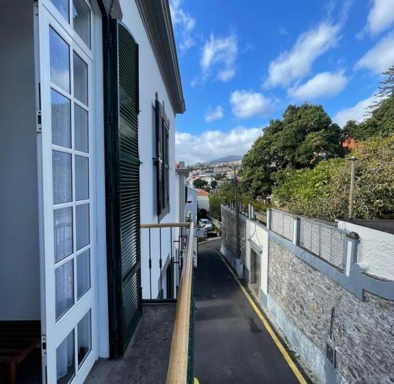 غرفة إقتصادية ثلاثية, Valhalla Panorama   The Old Residencial Pina