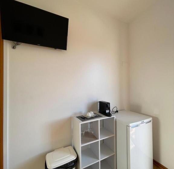 غرفة قياسية إطلالة جانبية علي البحر, Valhalla Panorama   The Old Residencial Pina