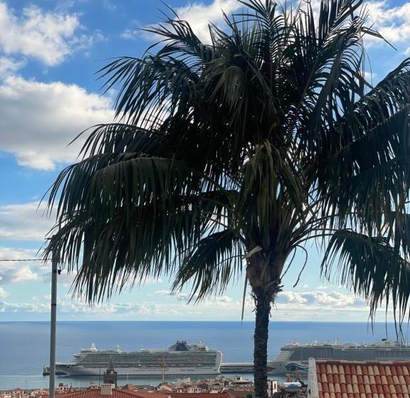 غرفة قياسية مطلّة علي البحر, Valhalla Panorama   The Old Residencial Pina