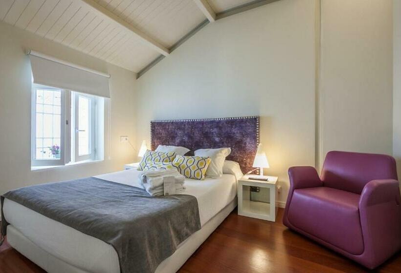 Camera Economy, Viento10