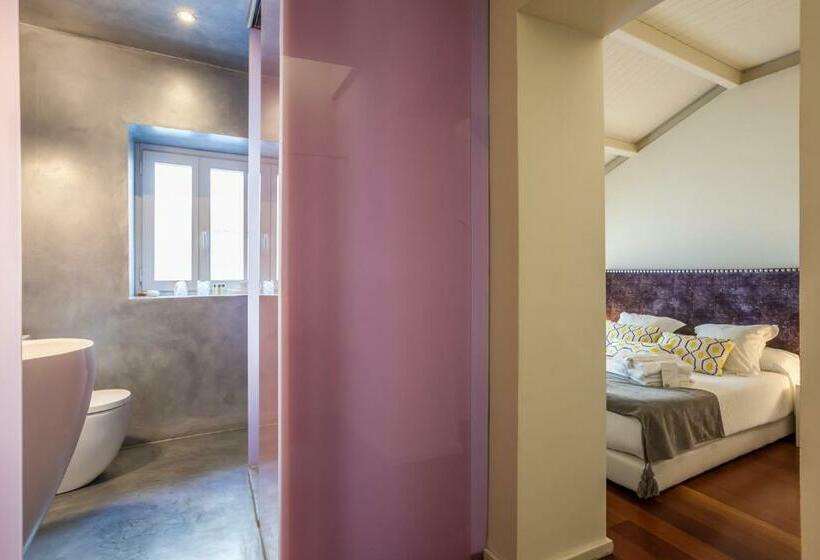 Camera Economy, Viento10