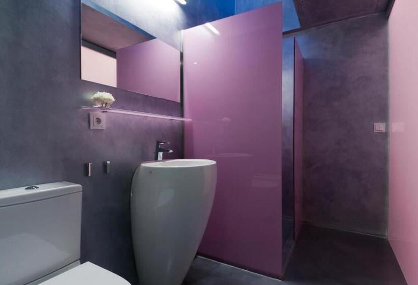 Camera Standard, Viento10