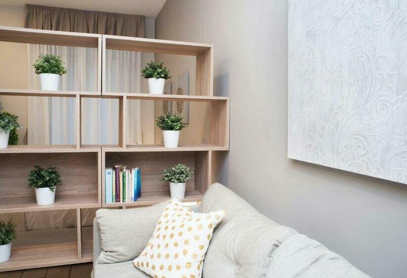 آپارتمان 1 خوابه, Residenza Flegrea