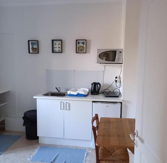 스탠다드 룸 가든 전망, Logis De Fornel