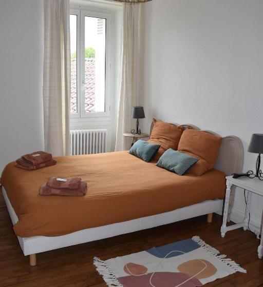 스탠다드 룸 가든 전망, Logis De Fornel