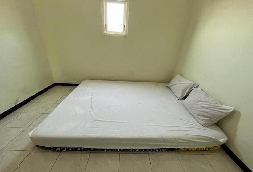 标准间, Oyo Life 92982 Kost Berkah Ibu