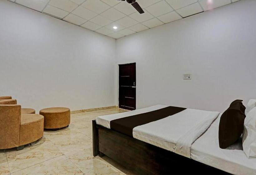 トリプルクラシックルーム, Oyo Murliwala Wedding Palace And Resort