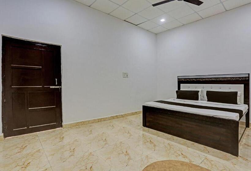 トリプルクラシックルーム, Oyo Murliwala Wedding Palace And Resort