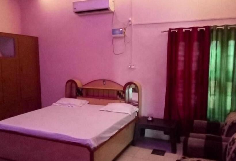 三人经典房间, Oyo Suraj Palza