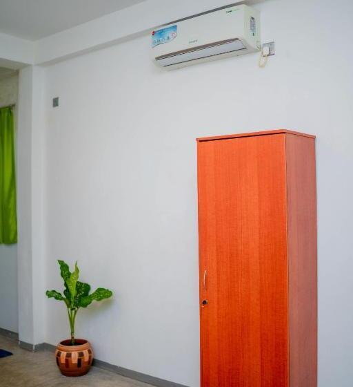 Номер Deluxe, Talalla Fire Fly