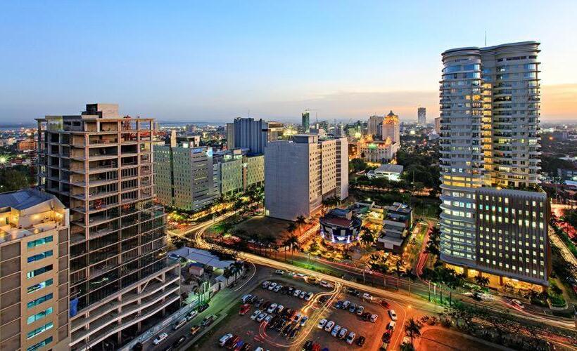 Студия Deluxe, Serene And Stylish Studio In Cebu Business Park
