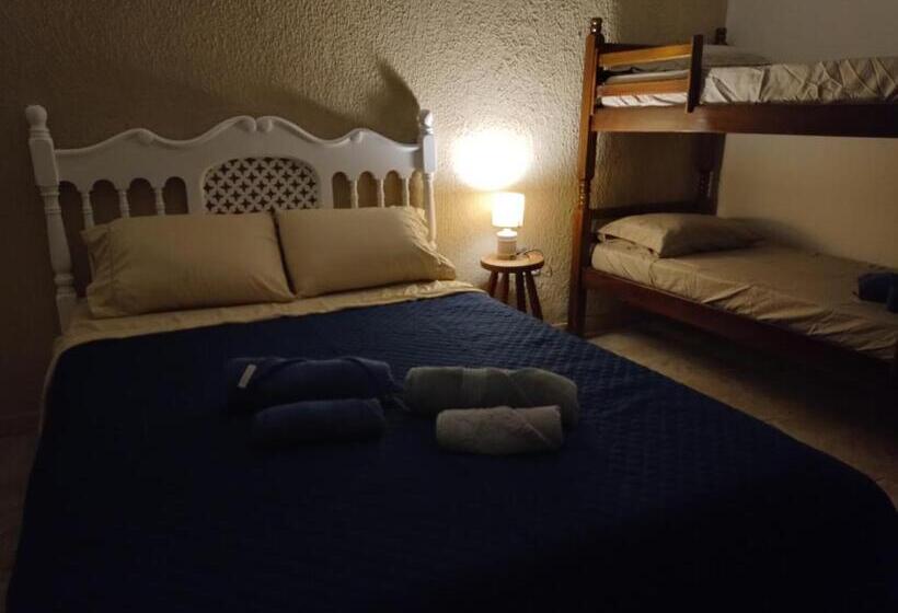 Habitació Quíntuple Estàndard, Quinta Essência Suites