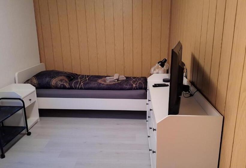 标准单人间, Apollo Pension Und Saalvermietung