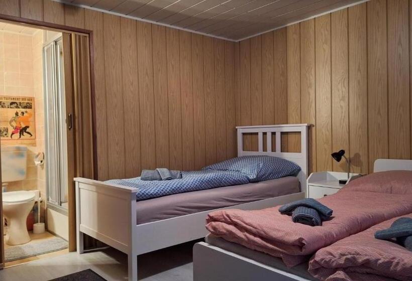 标准三人间, Apollo Pension Und Saalvermietung