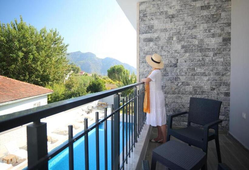 اتاق استاندارد, Bright House Apart