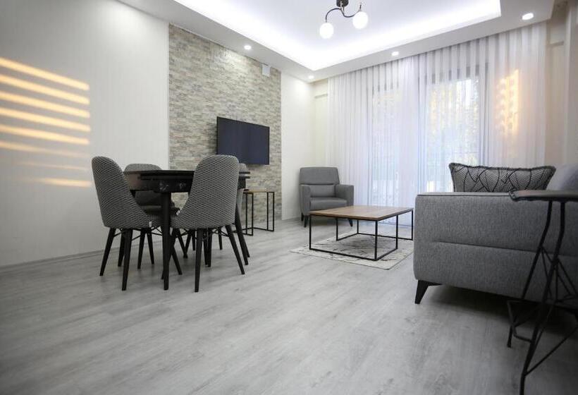 اتاق استاندارد, Bright House Apart