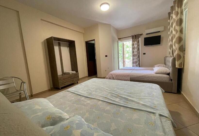 Четырехместный Номер Economy, Freedom