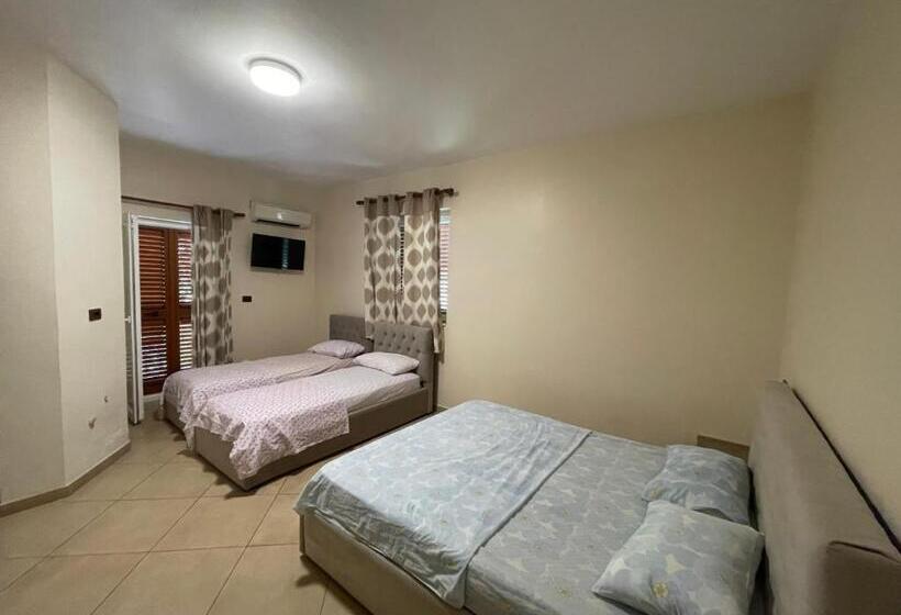 Четырехместный Номер Economy, Freedom