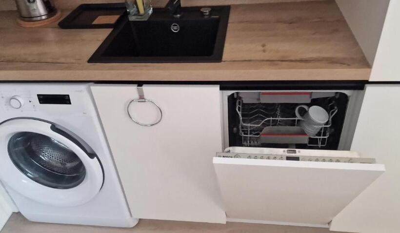 آپارتمان 1 خوابه با بالکن, Luxo Grand Apartments By Bratislavatrip