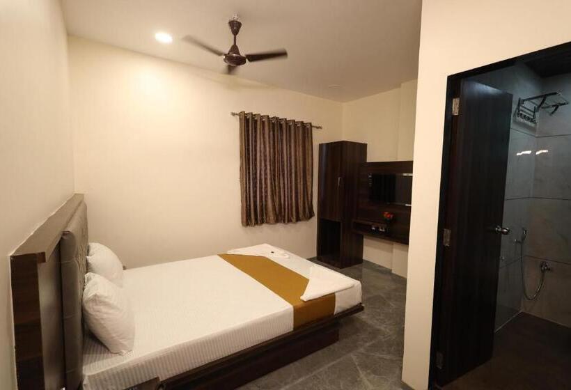 豪华房间, R K Residency Mahape